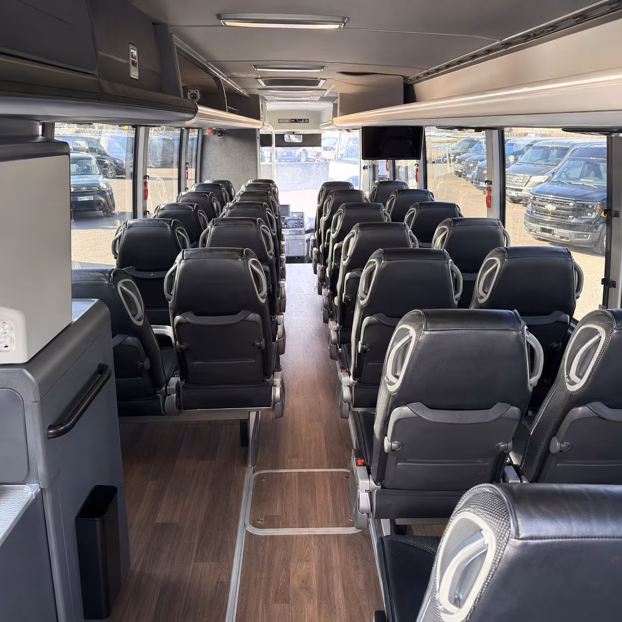 bloomfield keep your field trip on schedule with a bloomfield charter bus rental