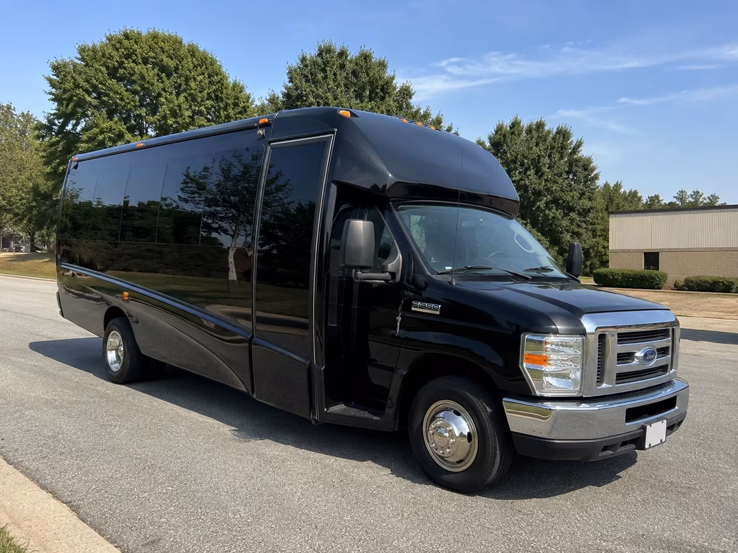 irvingtoncharterbuscompany com can get your group to red bull arena and yankee stadium too