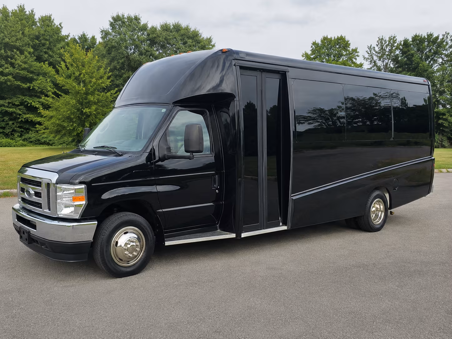 newark easy private event bus rentals in newark