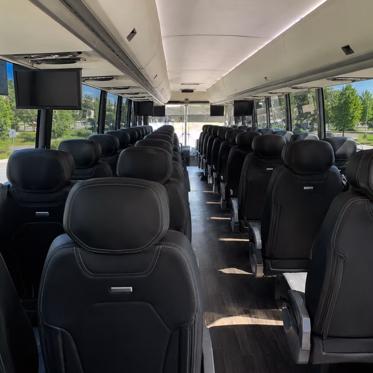 newark government and military charter bus rentals in newark
