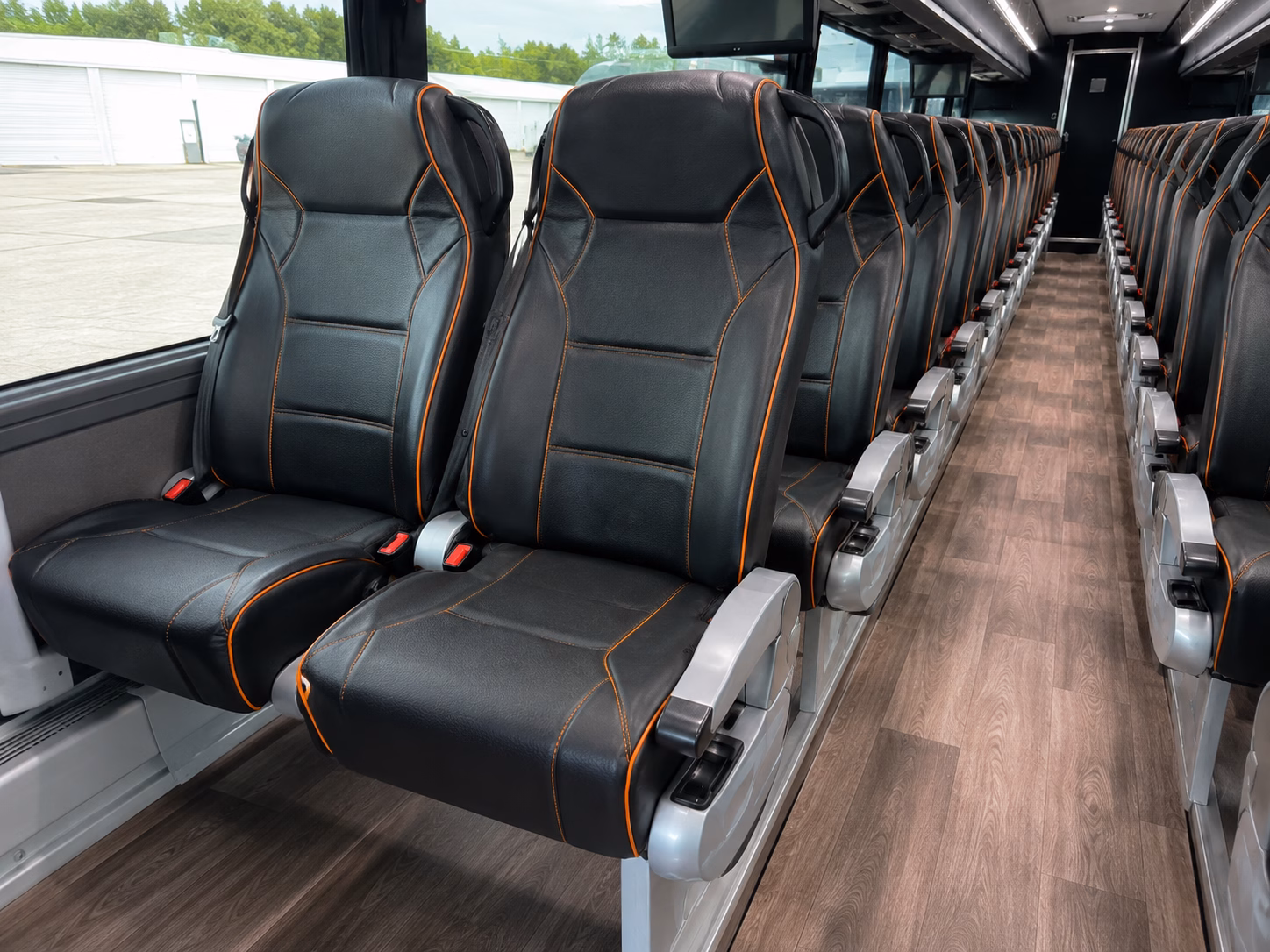 what makes a concert bus the right call for pnc bank arts center shows